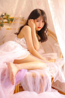 买保险套的女销售要求试用